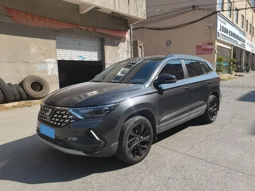 2022 JETTA VS7 view 1