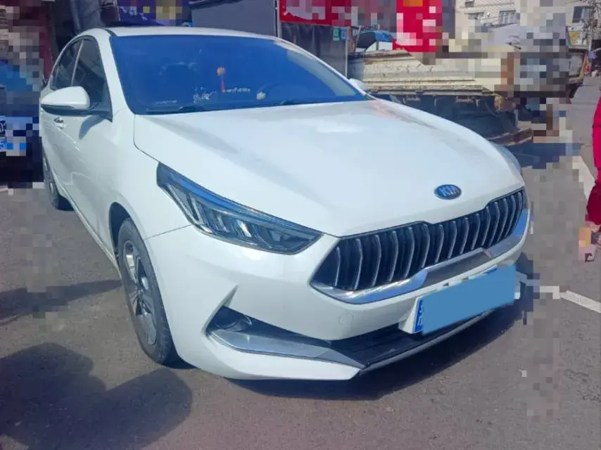 2019 KIA K3 thumbnail 3