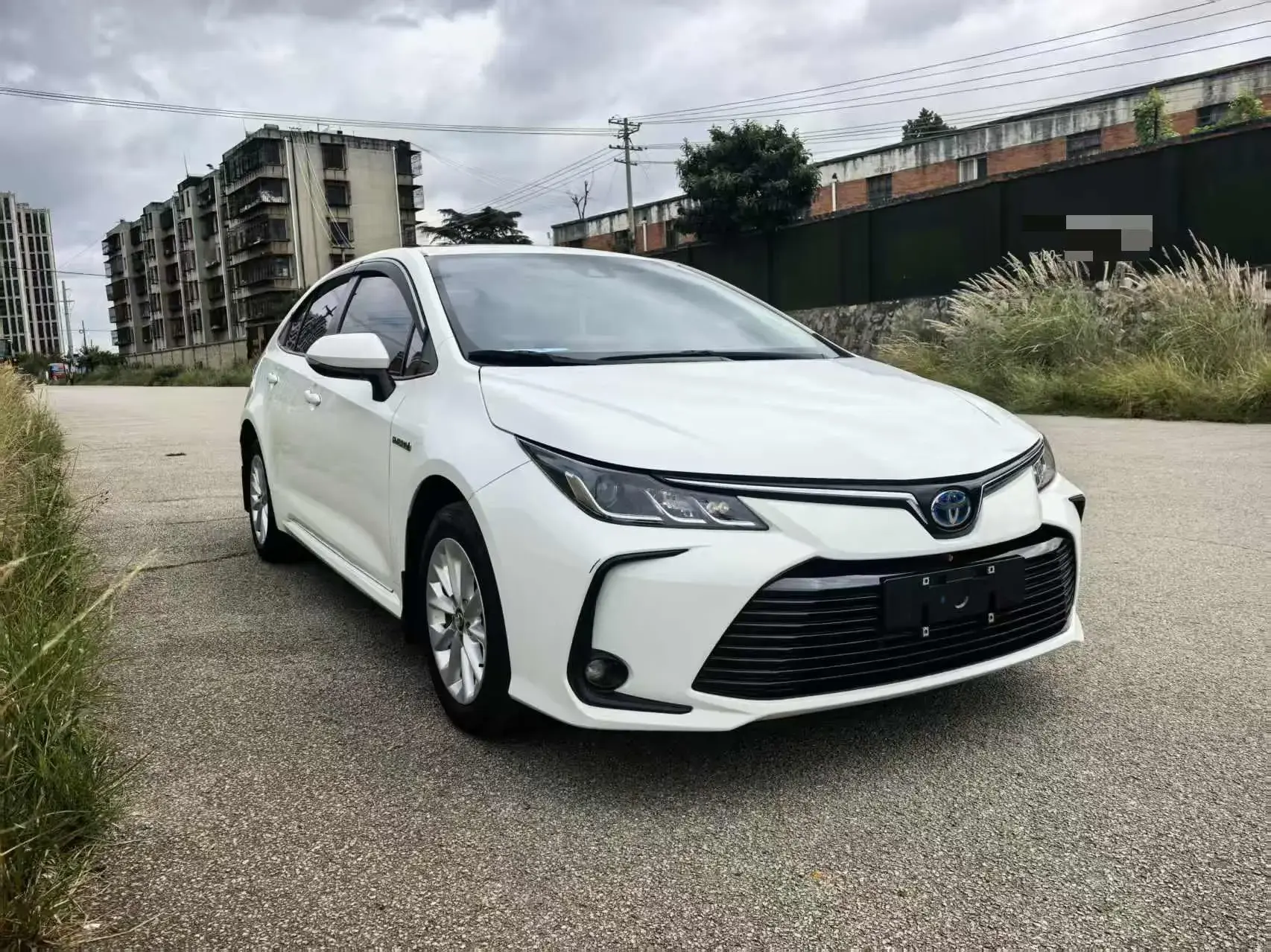 2021 TOYOTA COROLLA thumbnail 3