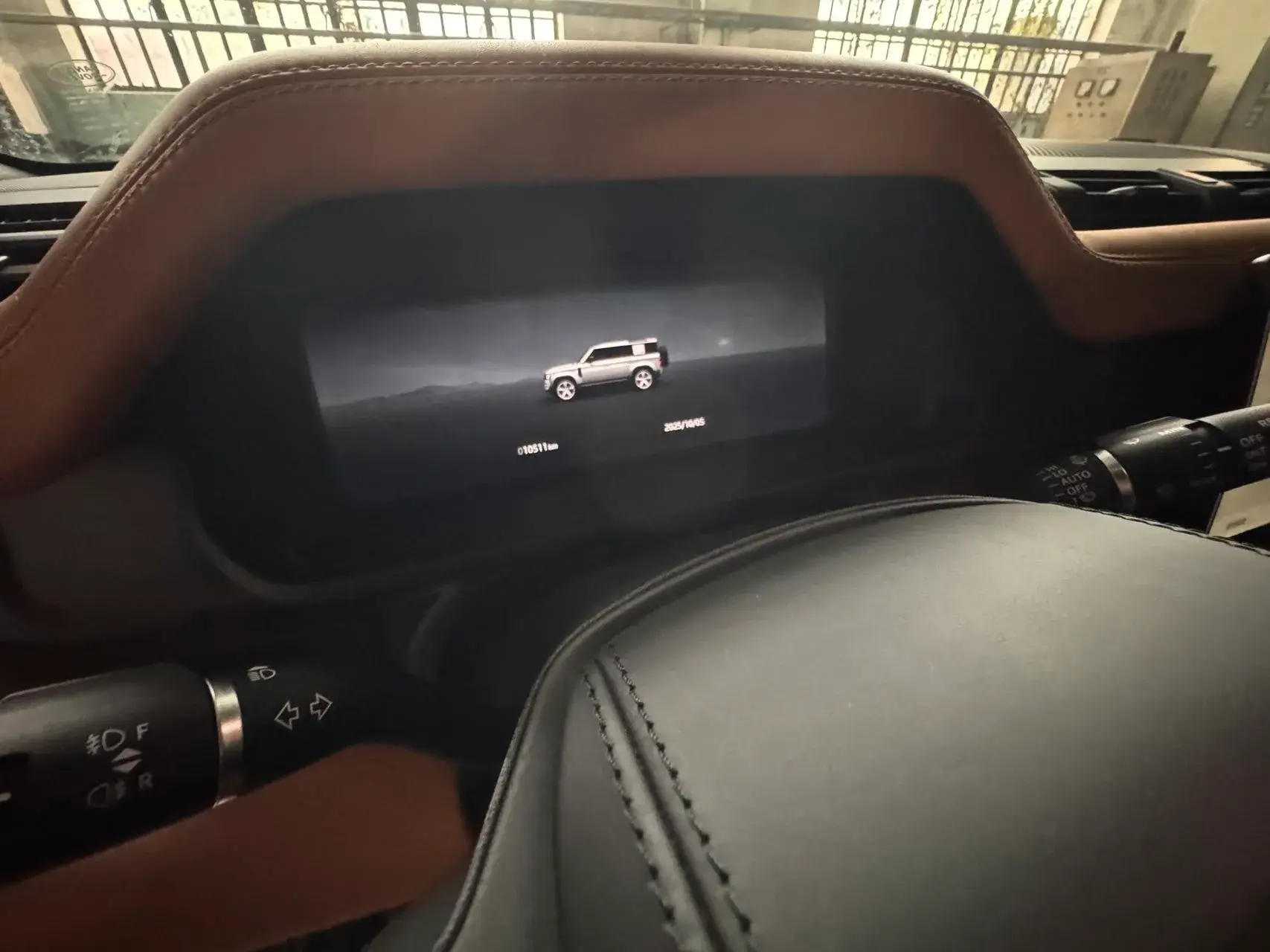 2024 LAND ROVER thumbnail 2