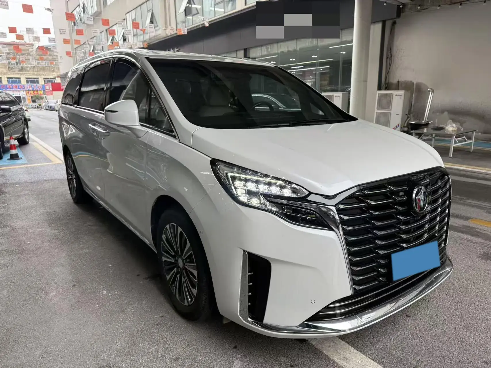 2022 BUICK GL8 thumbnail 3