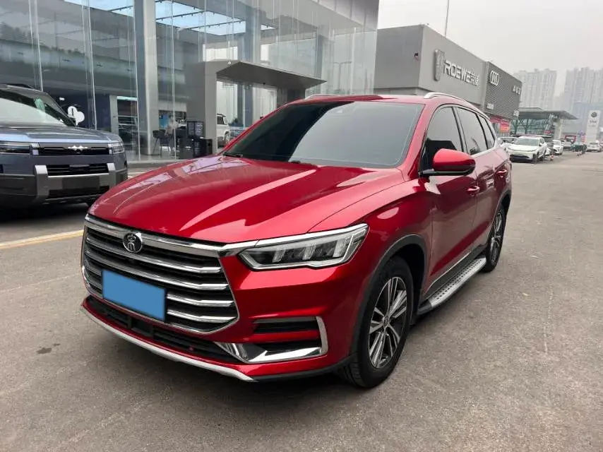 2019 BYD SONG view 1