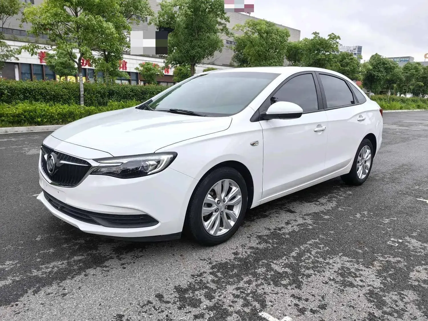 2021 BUICK EXCELLE view 1