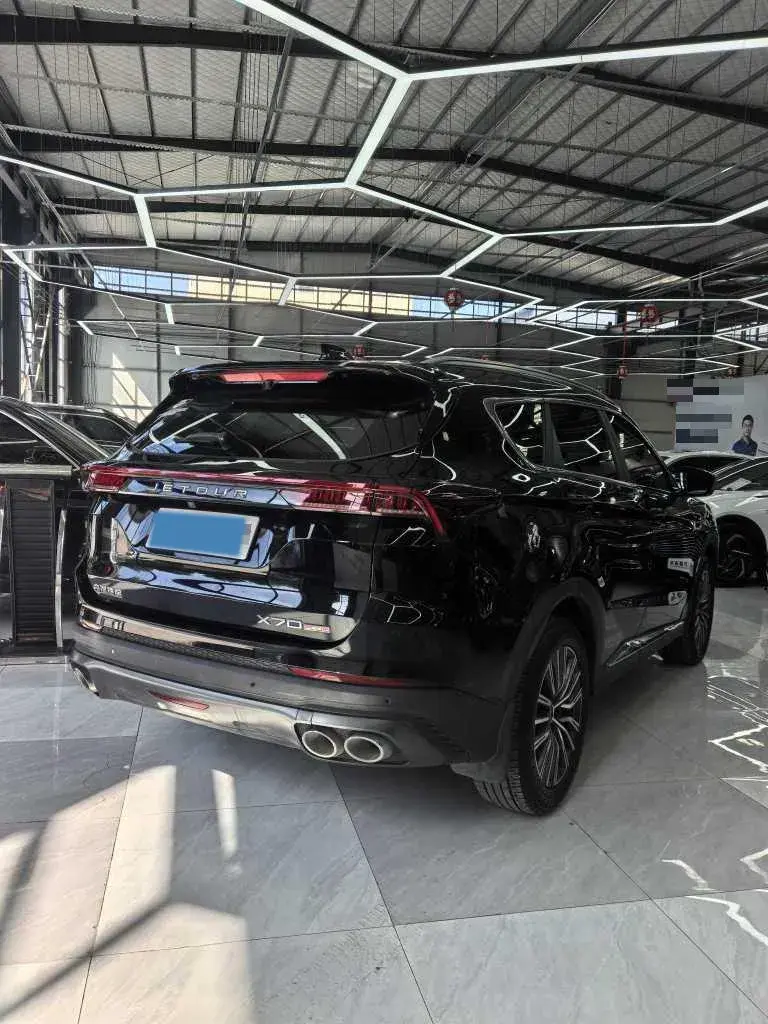 2025 JETOUR X70 thumbnail 4