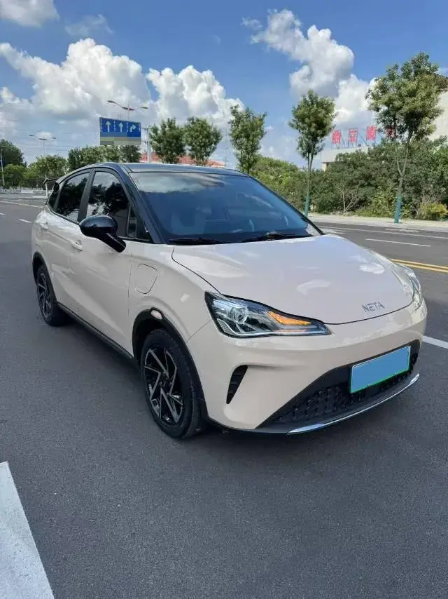 2023 NETA AYA thumbnail 3