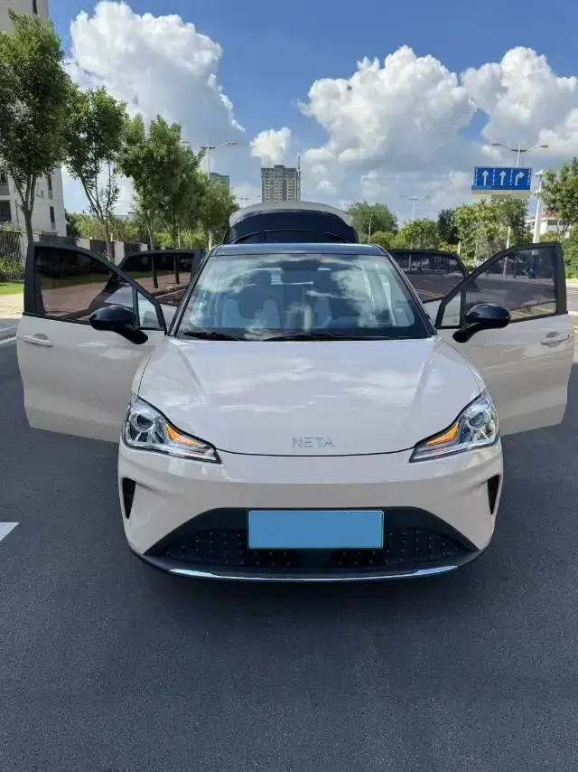 2023 NETA AYA thumbnail 2