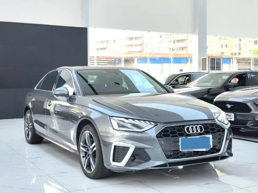2020 AUDI A4L thumbnail 3