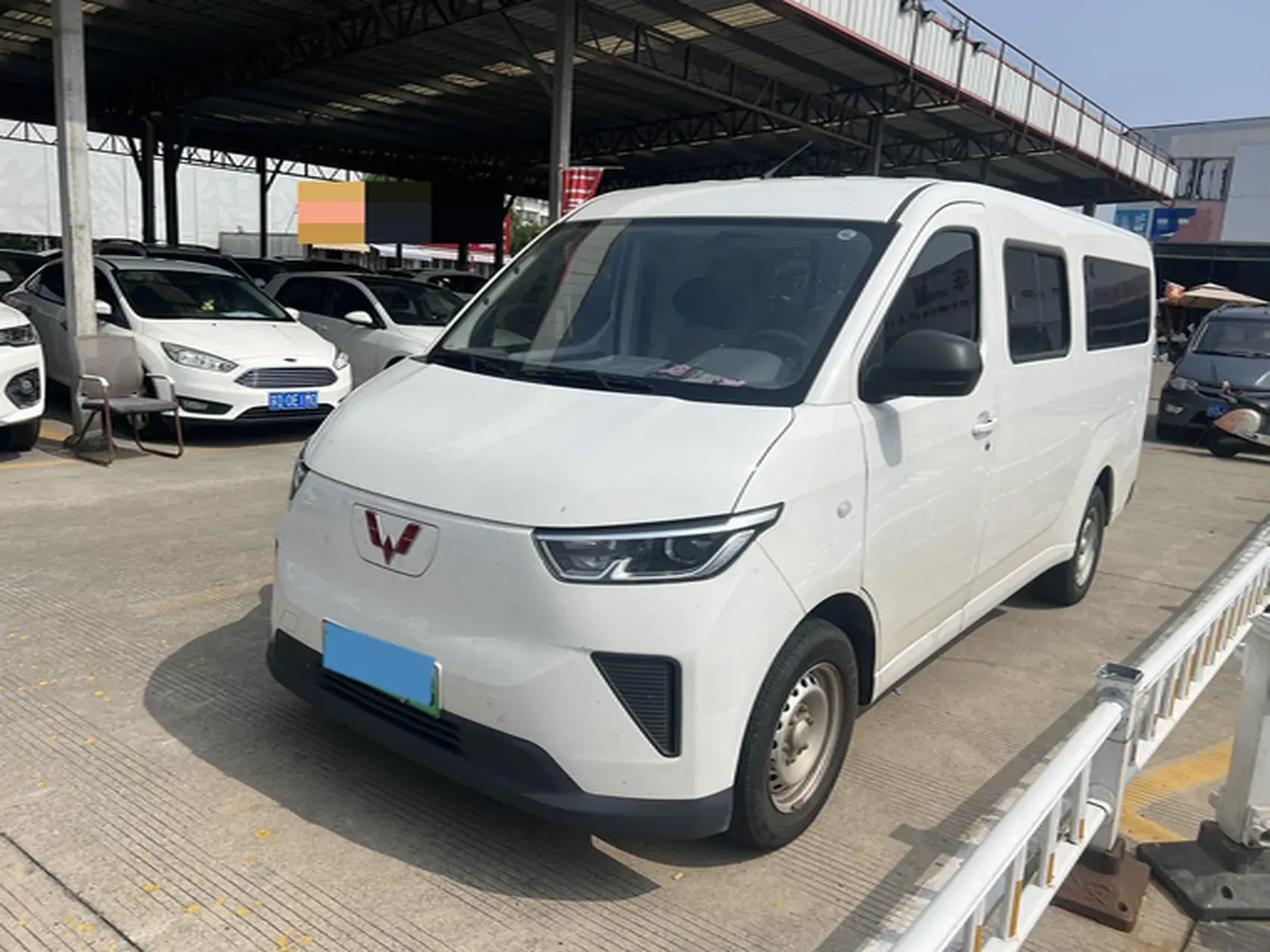 2024 WULING YANGGUANG view 1