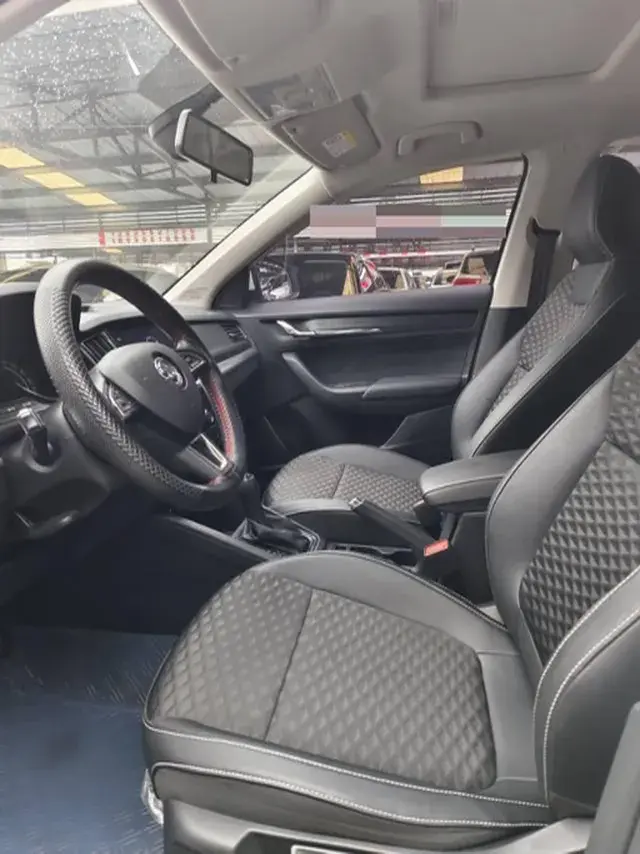 2020 SKODA KAMIQ thumbnail 4