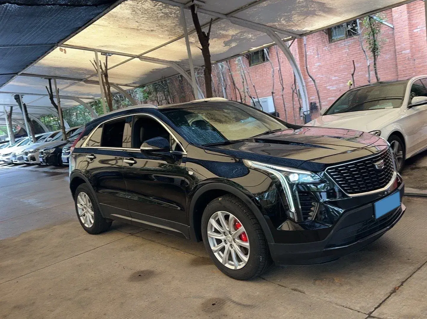 2021 CADILLAC XT4 thumbnail 3