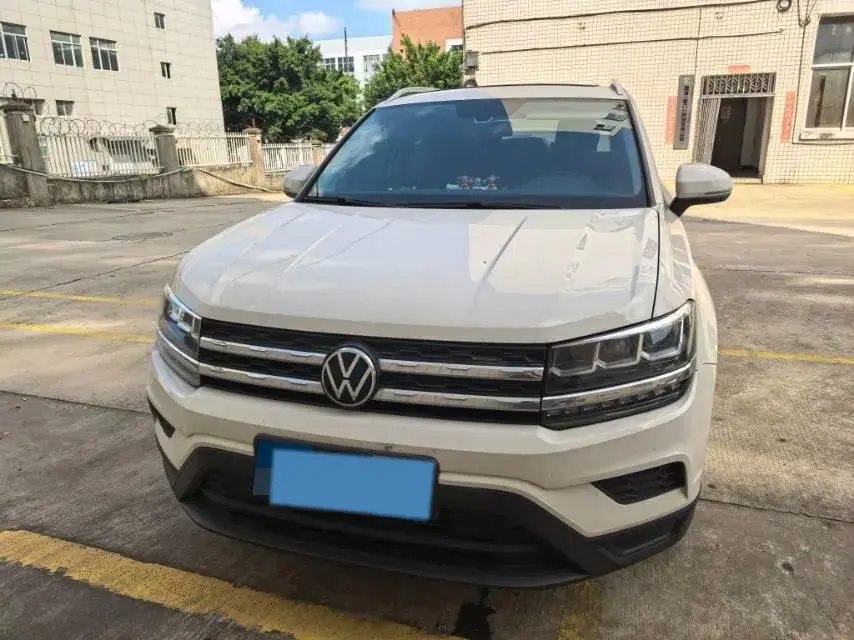 2022 VOLKSWAGEN THARU thumbnail 3