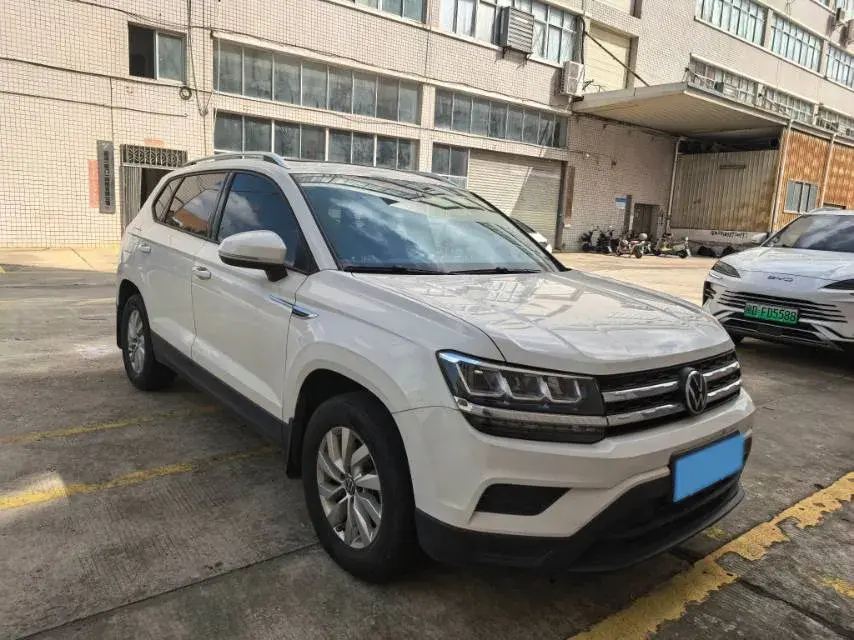 2022 VOLKSWAGEN THARU thumbnail 2