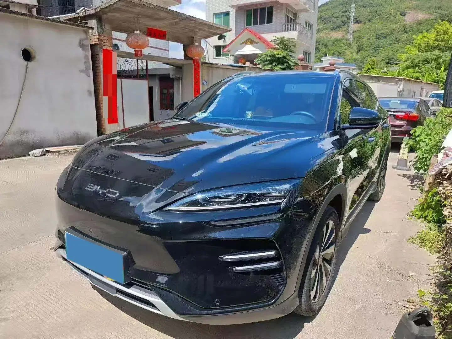 2024 BYD SONG view 1