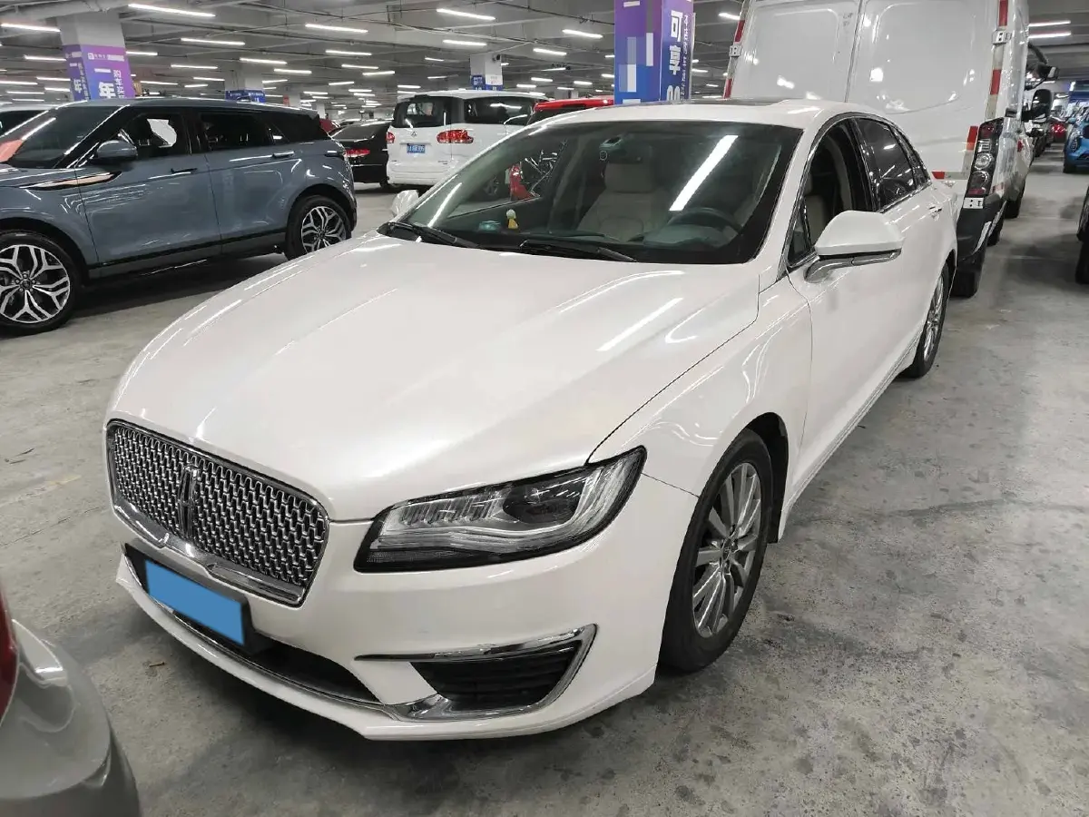 2017 Lincoln MKZ 2.0T 203HP L4 6AT