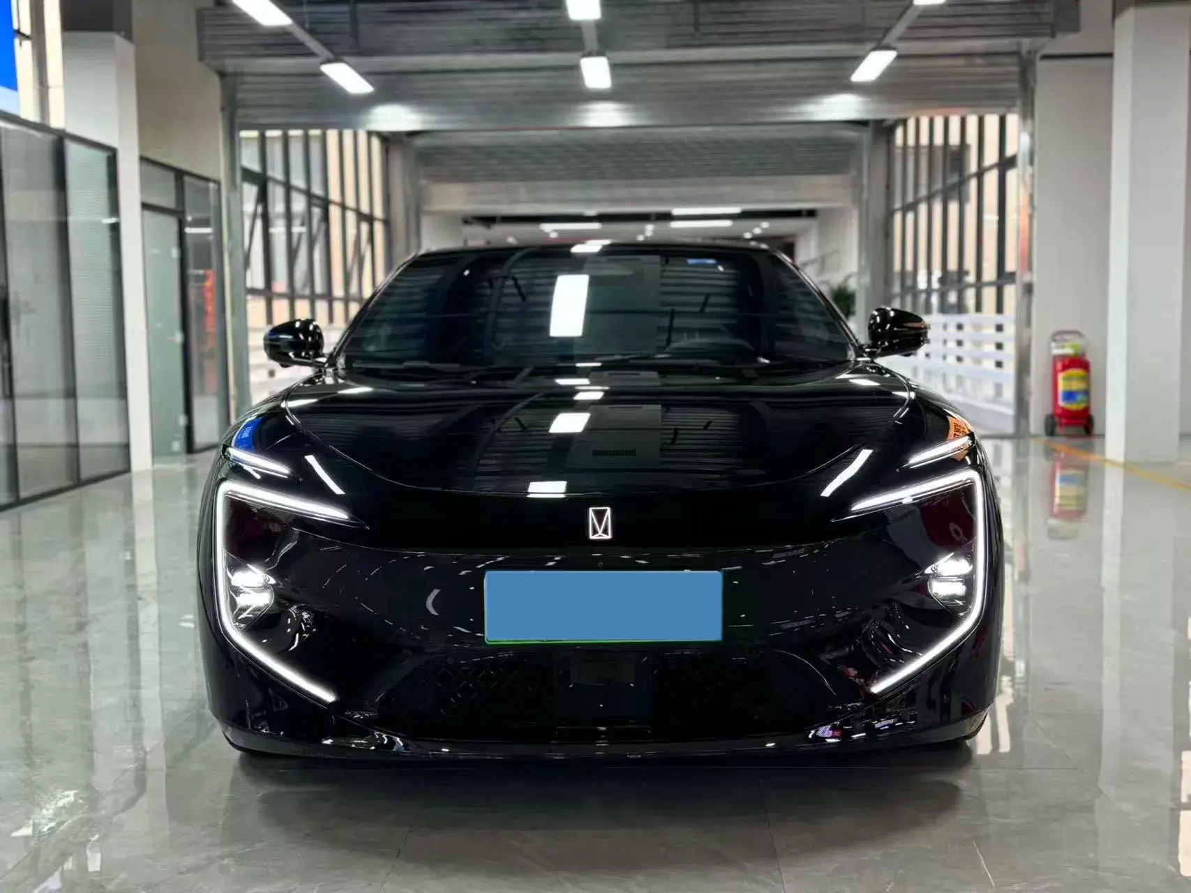 2025 AVATR 12 thumbnail 2