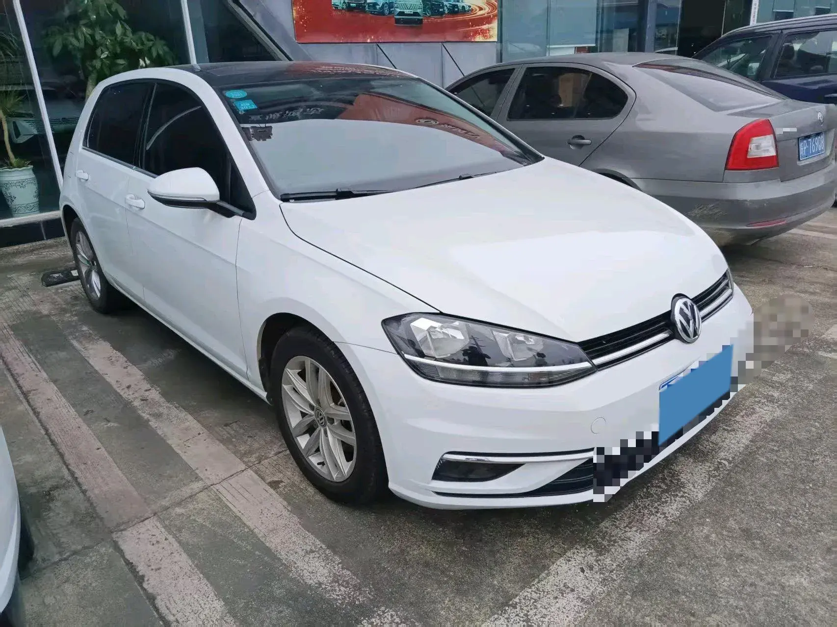 2018 VOLKSWAGEN GOLF thumbnail 2