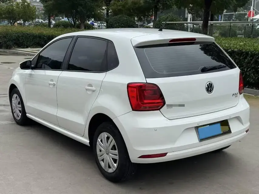 2018 VOLKSWAGEN POLO thumbnail 4