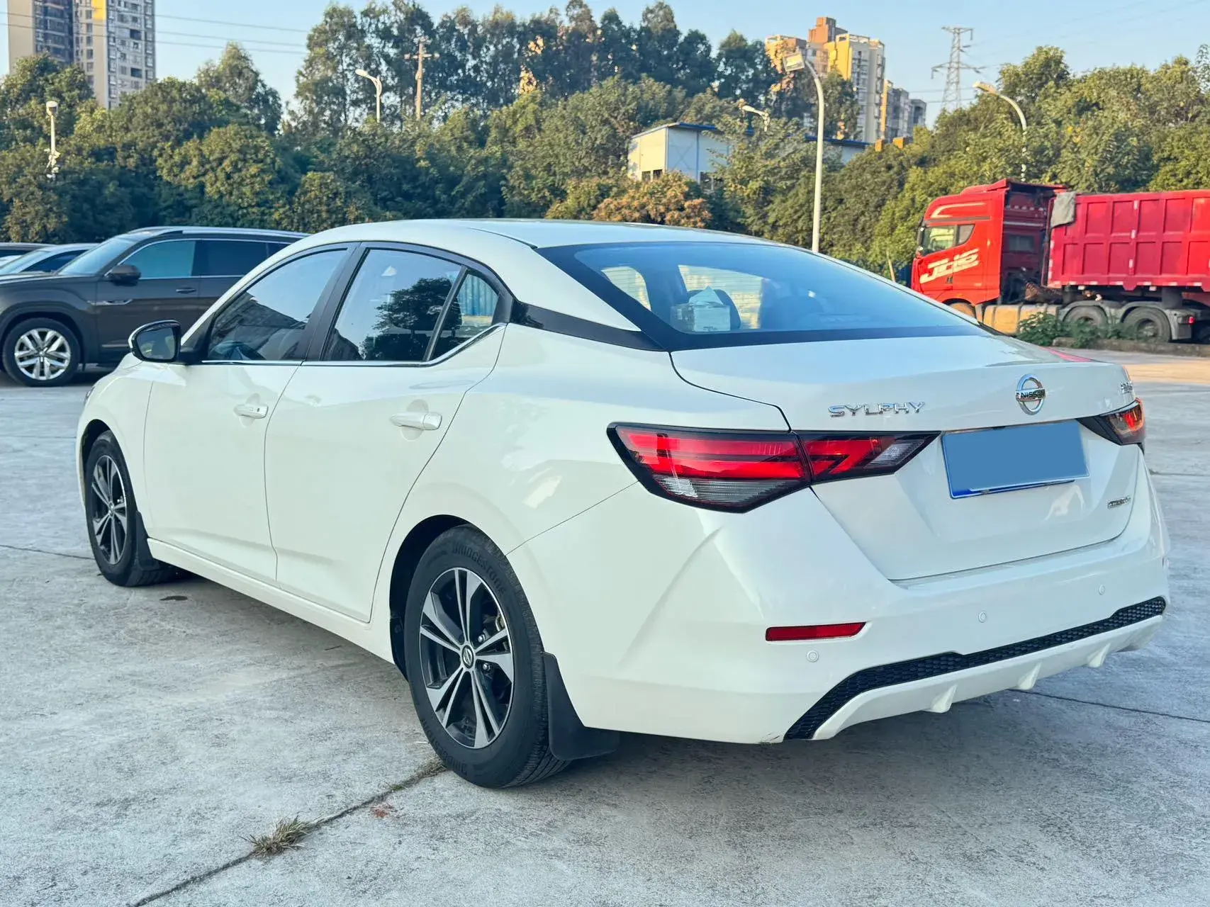 2020 NISSAN SYLPHY thumbnail 4