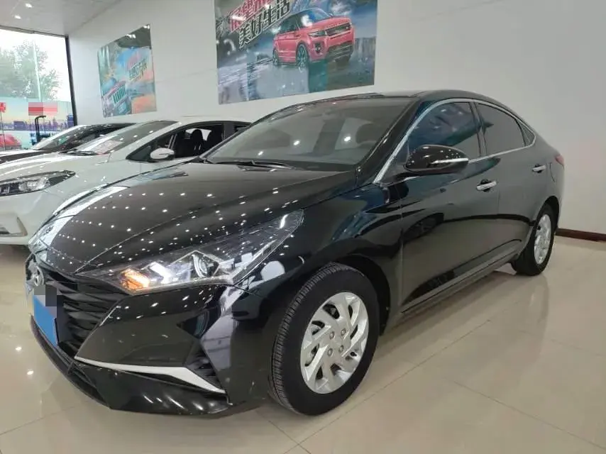 2020 HYUNDAI VERNA view 1