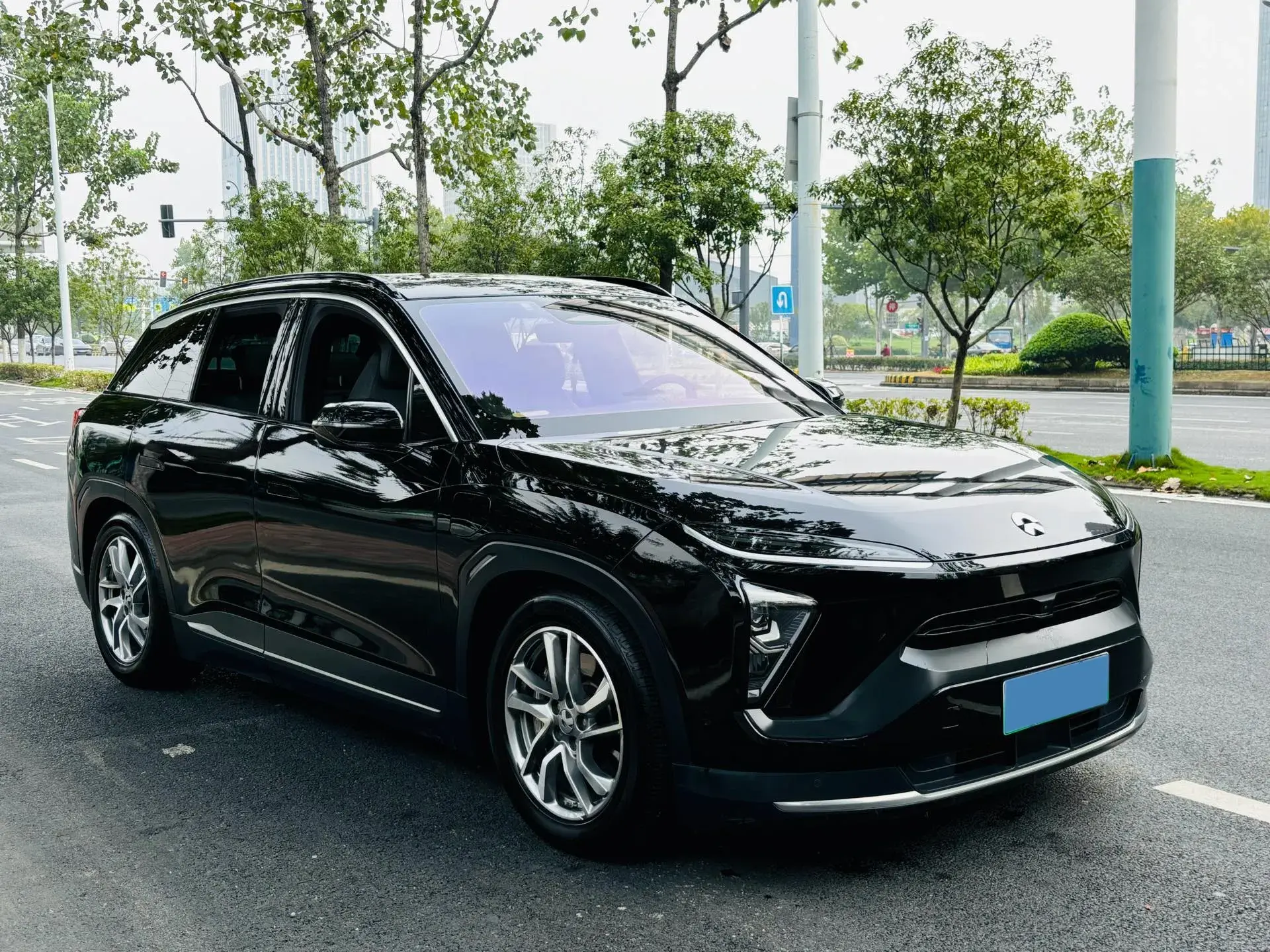 2020 NIO ES6 thumbnail 3