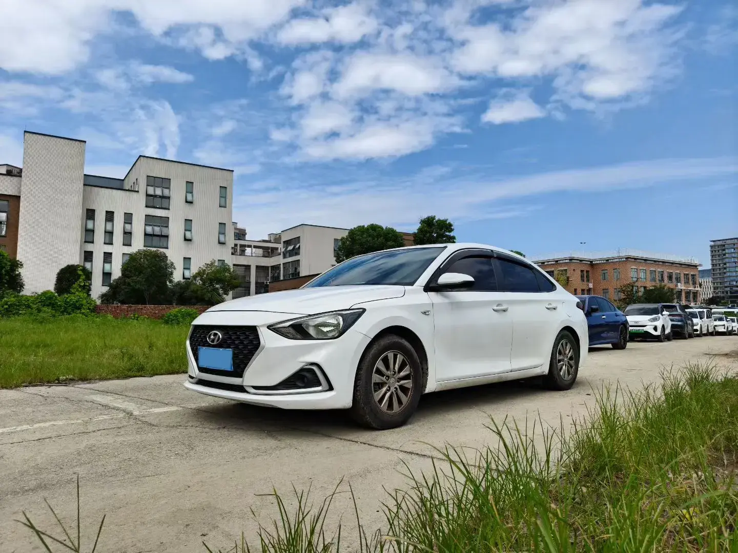 2017 HYUNDAI CELESTA view 1