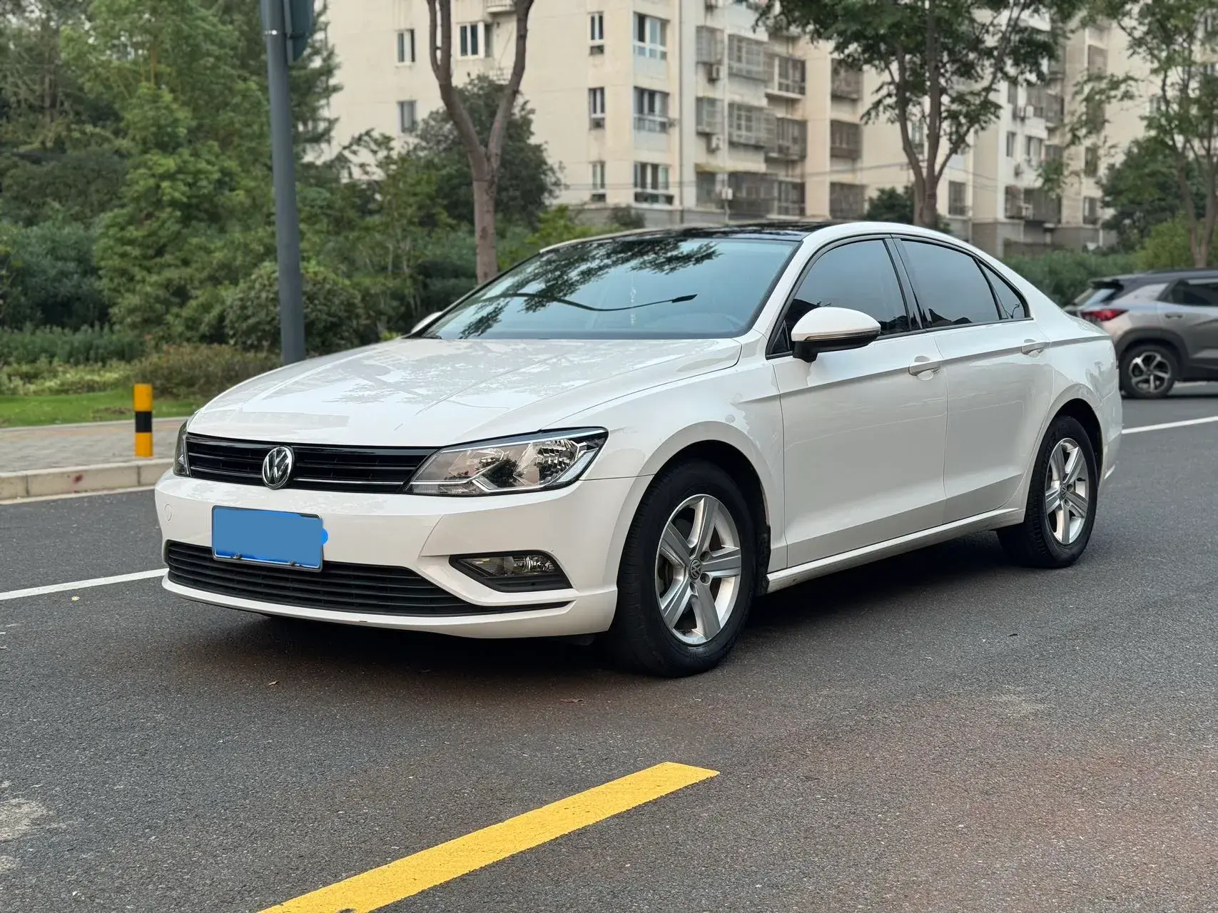 2018 VOLKSWAGEN LAMANDO view 1