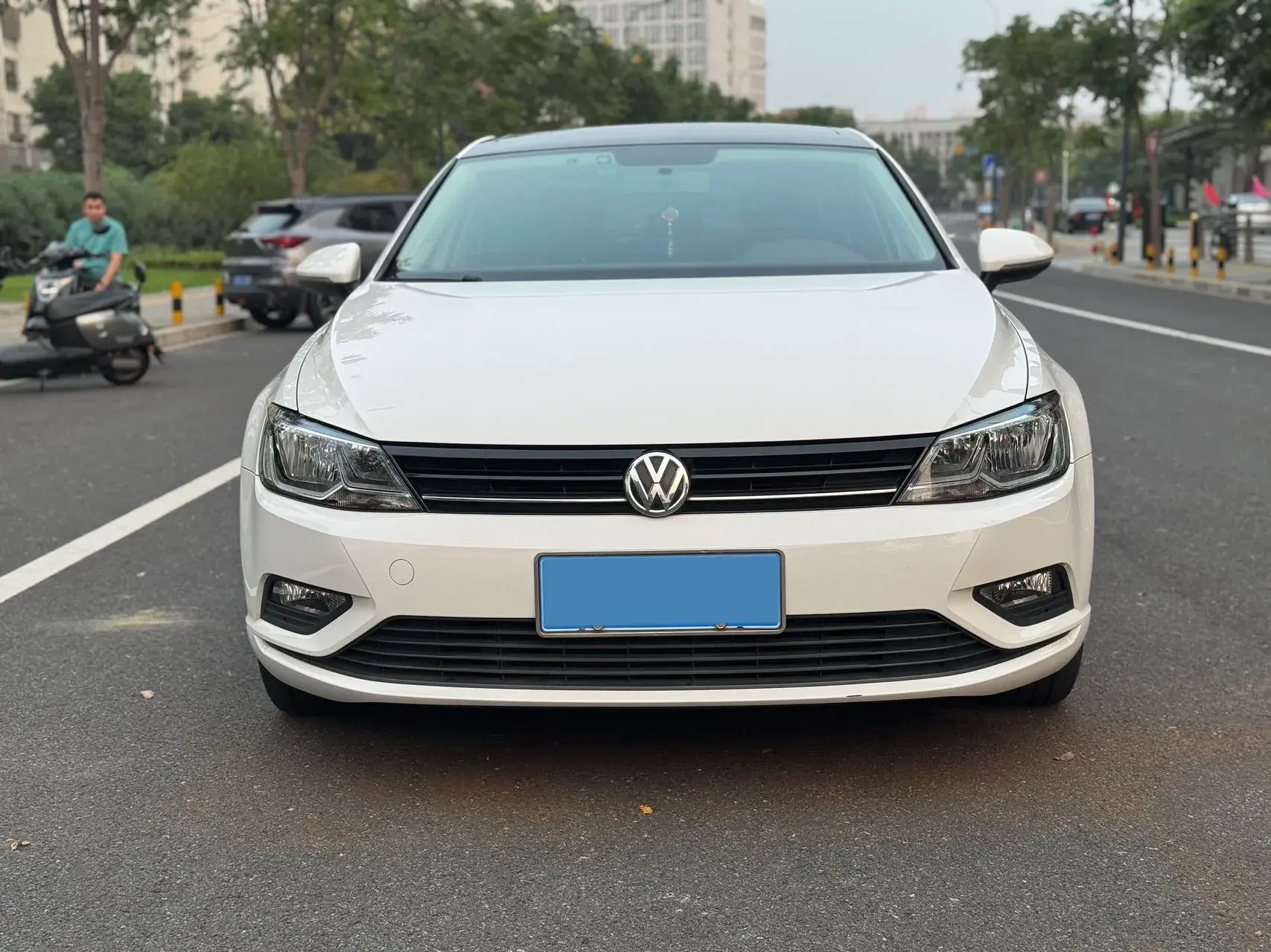 2018 VOLKSWAGEN LAMANDO thumbnail 2