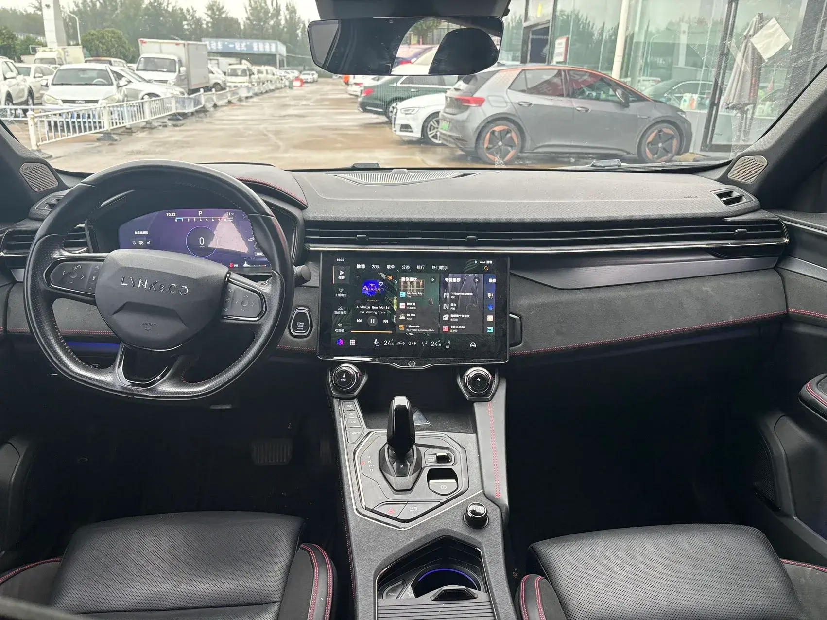 2020 LYNK&CO 05 thumbnail 4