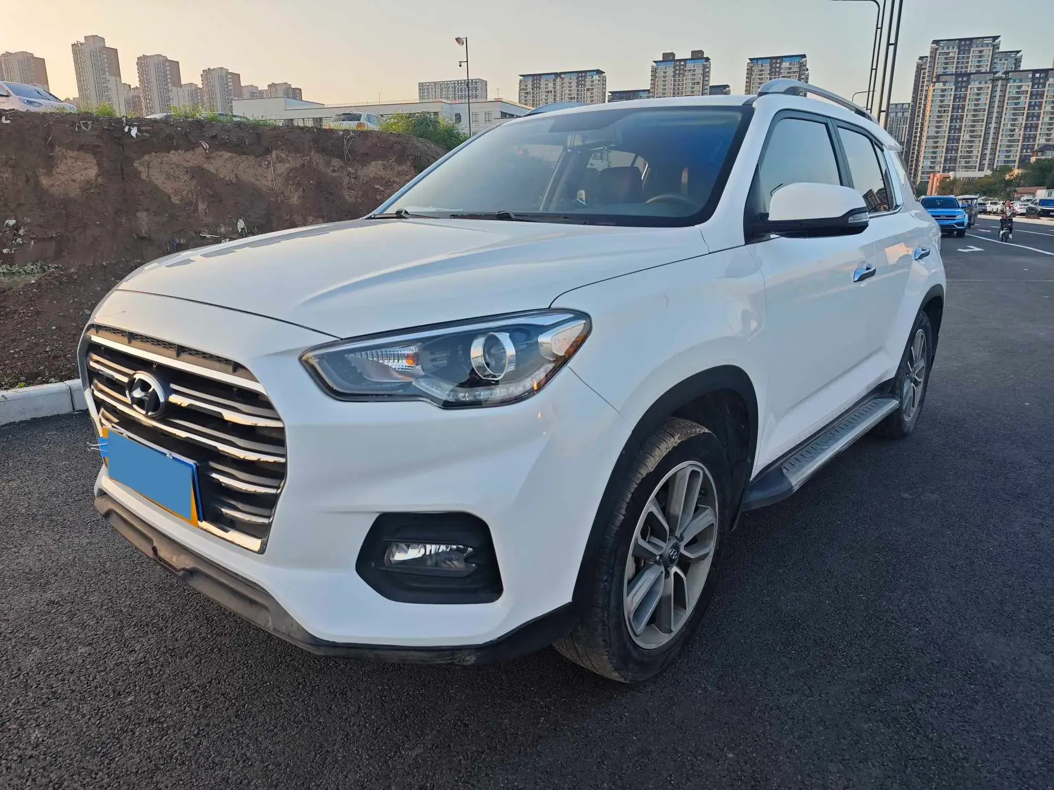 2019 HYUNDAI IX35 view 1