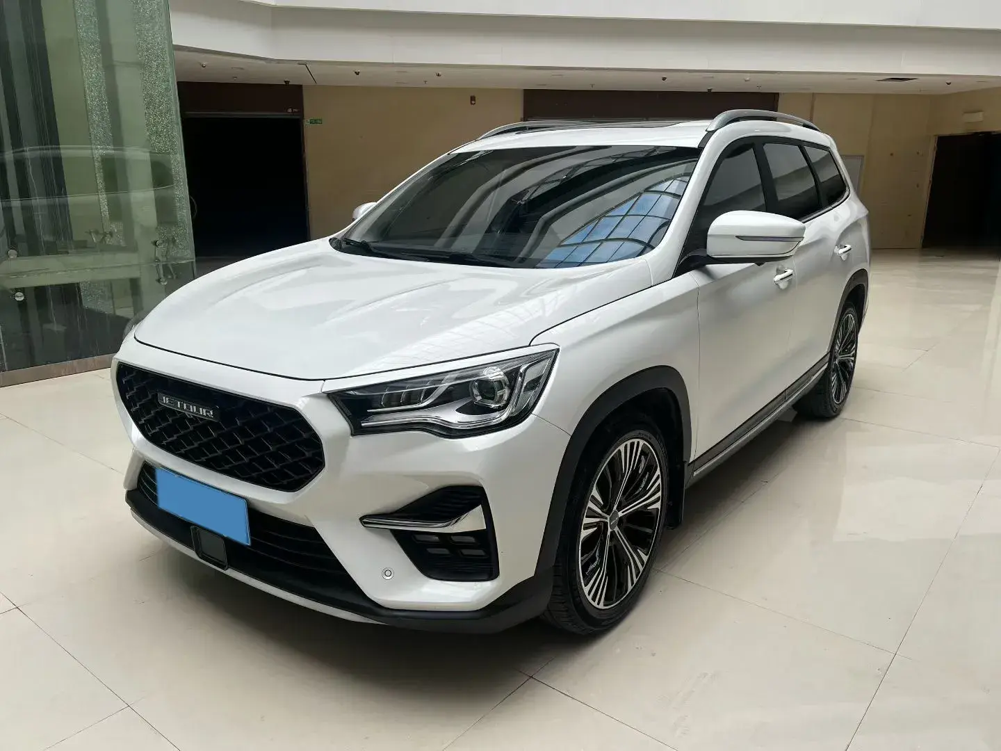 2021 JETOUR X90 view 1