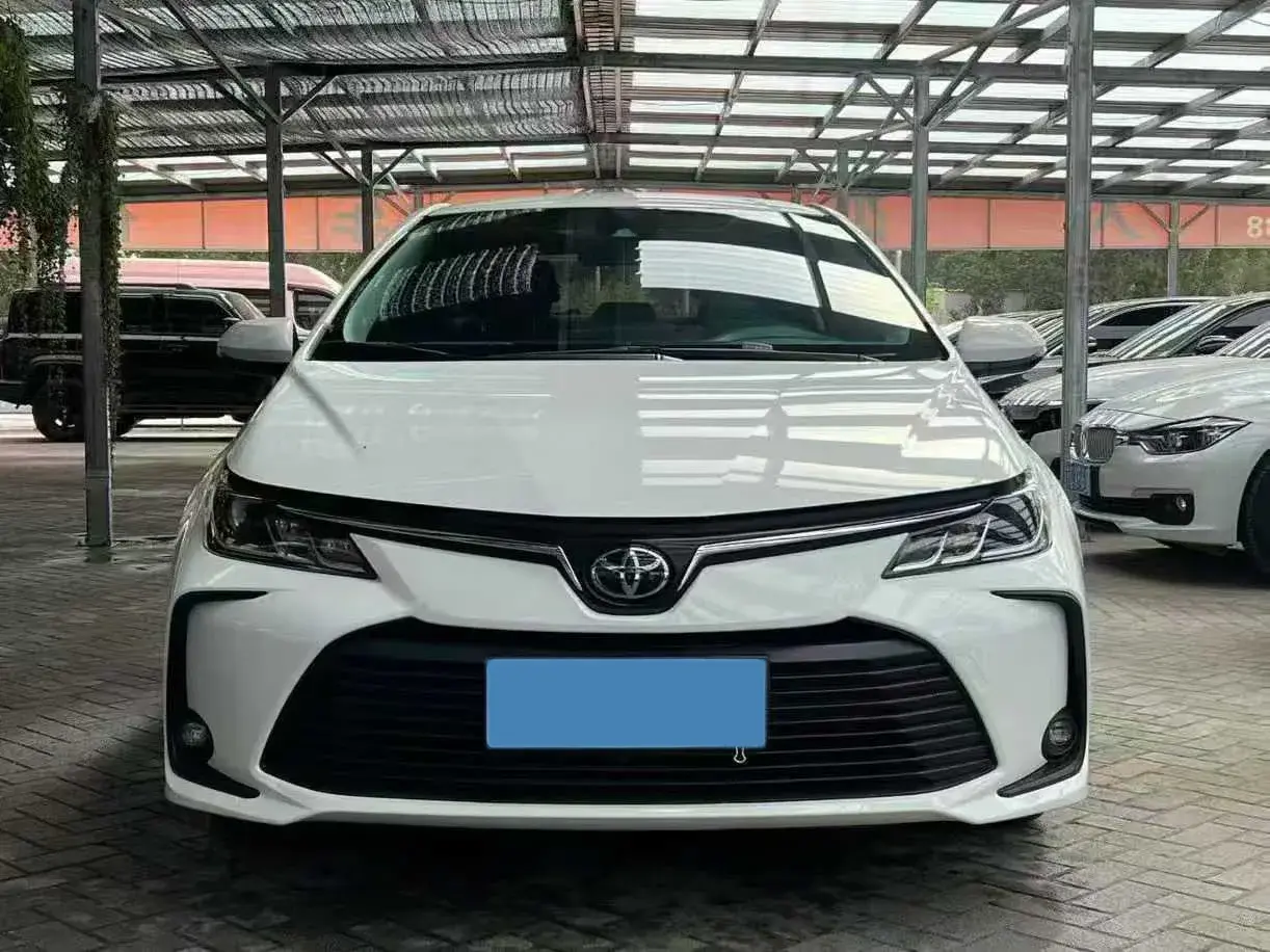 2021 TOYOTA COROLLA thumbnail 3