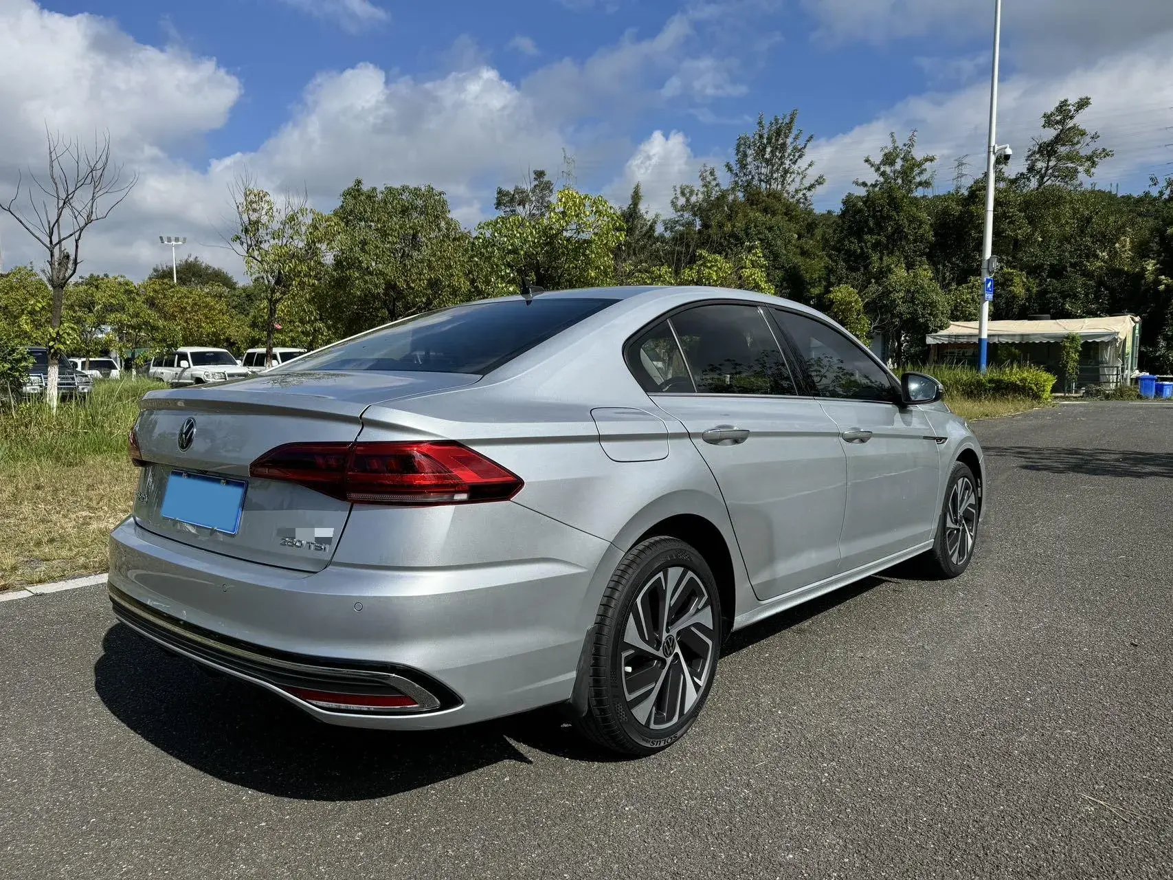 2023 VOLKSWAGEN BORA thumbnail 4