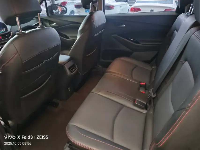 2019 CHEVROLET ORLANDO thumbnail 4