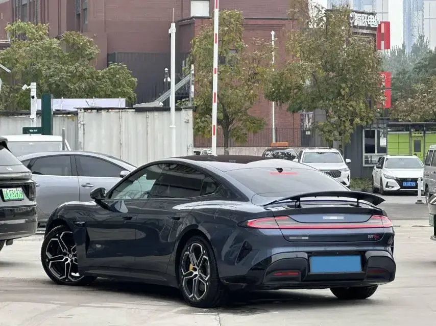 2024 MI SU7 thumbnail 2