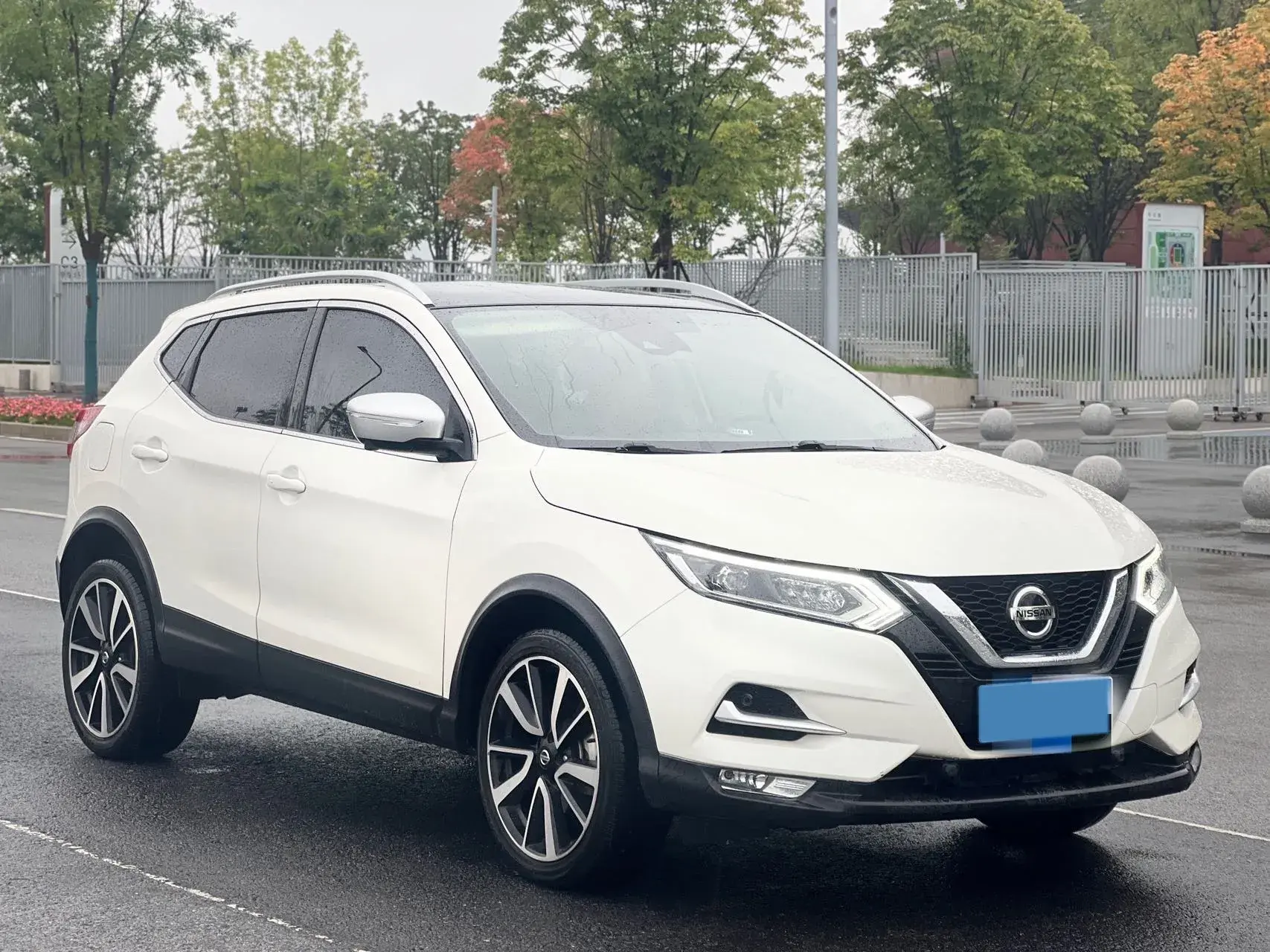 2022 NISSAN QASHQAI thumbnail 3