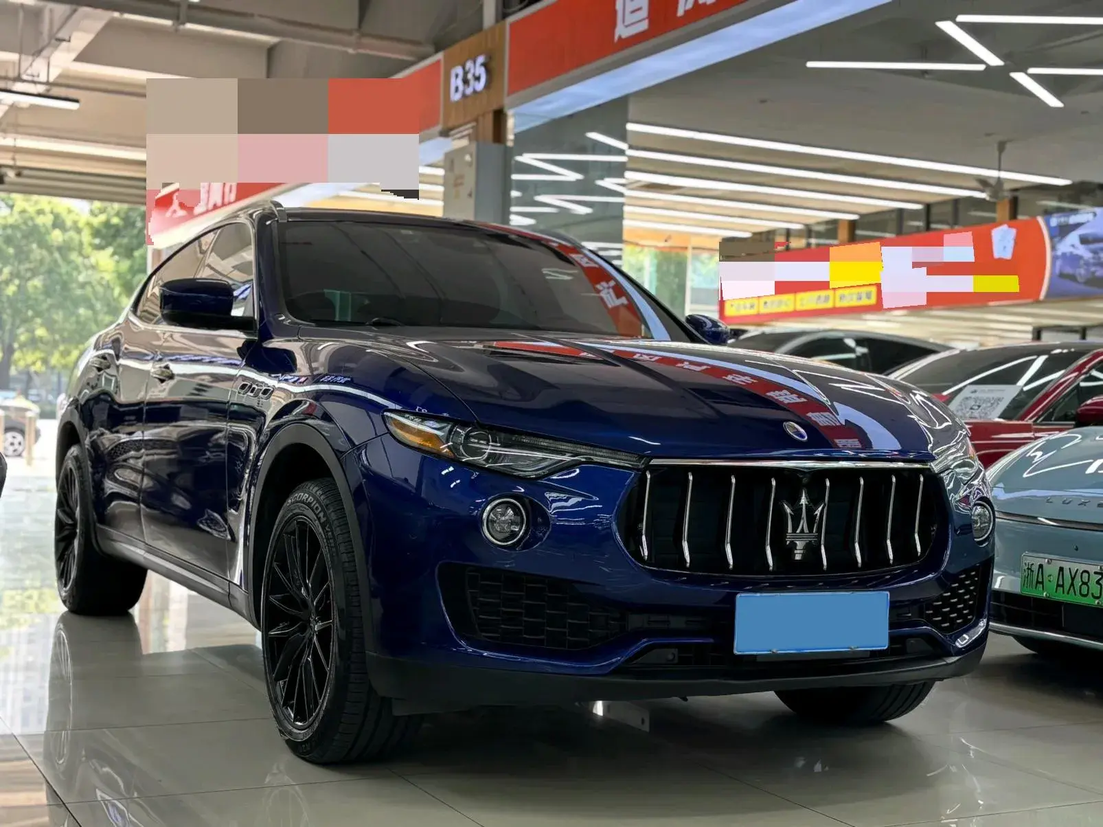 2018 MASERATI LEVANTE thumbnail 3