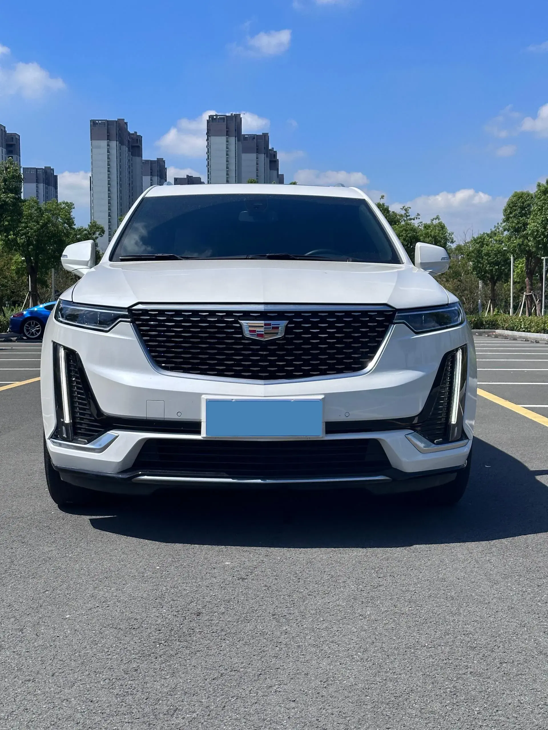 2022 CADILLAC XT6 thumbnail 2