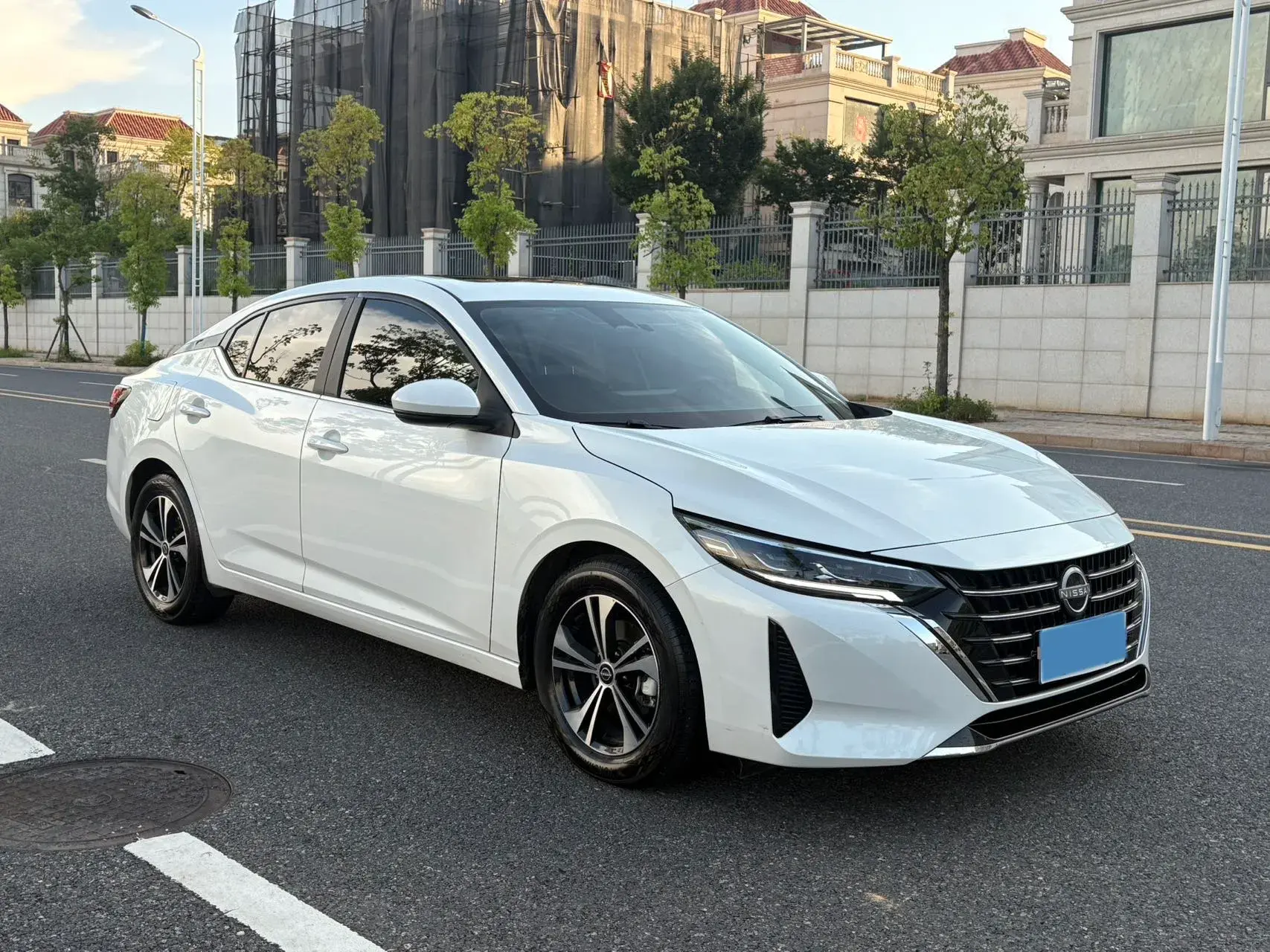 2023 NISSAN SYLPHY thumbnail 2