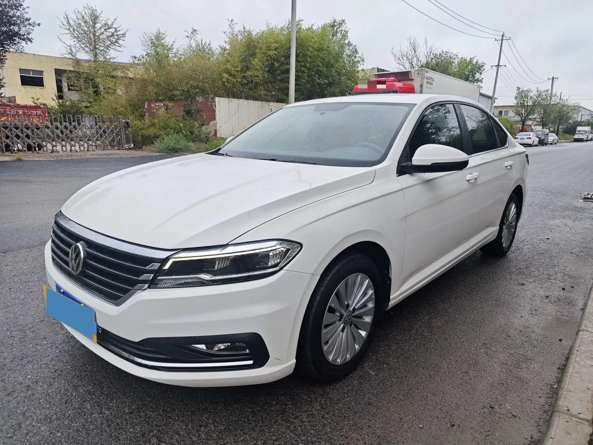 2019 VOLKSWAGEN LAVIDA view 1