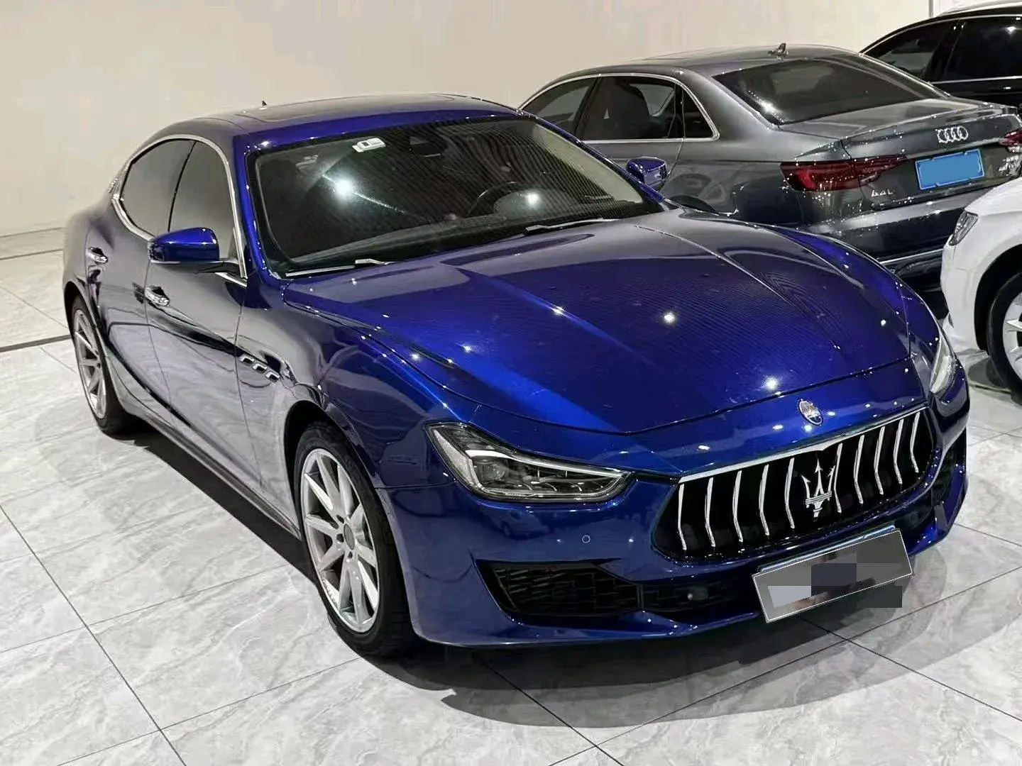 2018 MASERATI GHIBLI thumbnail 2
