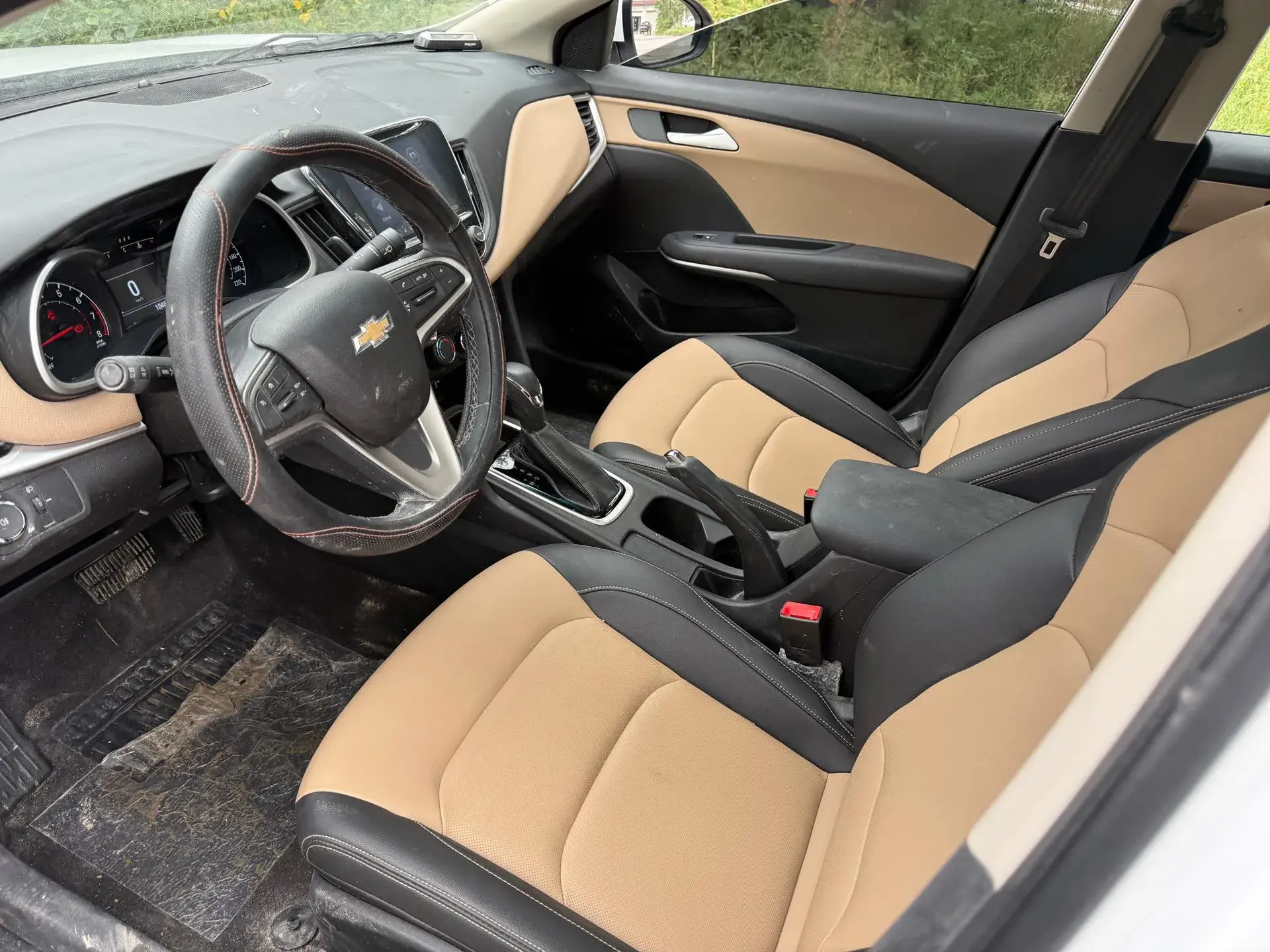 2022 CHEVROLET MONZA thumbnail 3