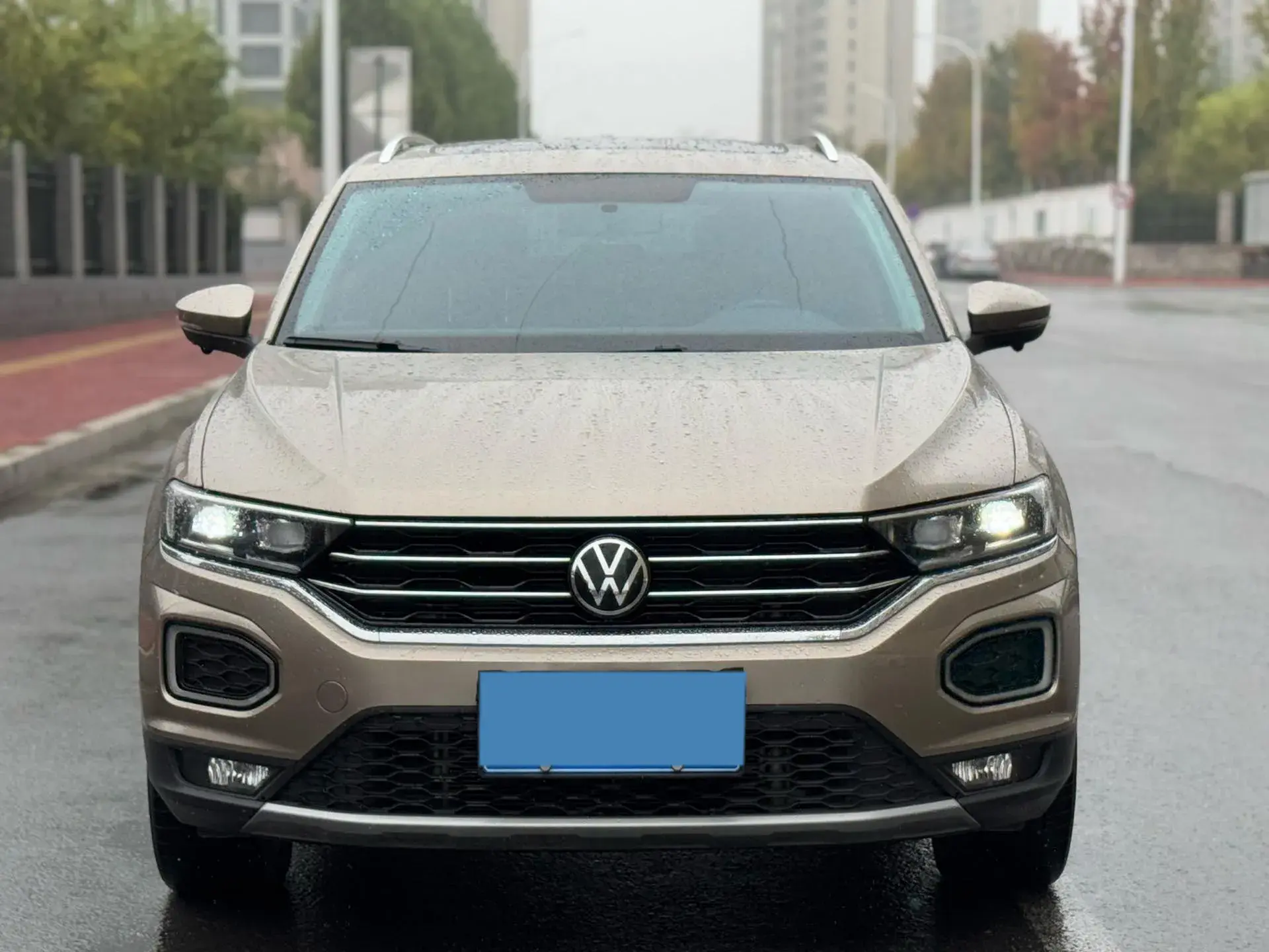 2021 VOLKSWAGEN T-ROC thumbnail 2