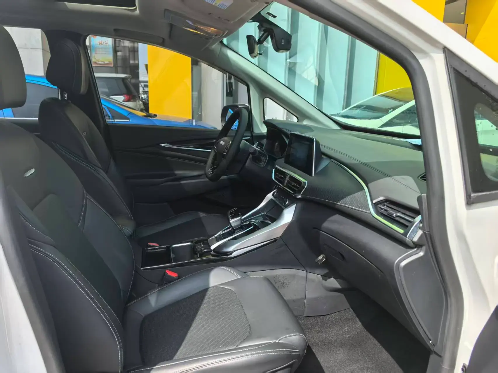 2022 MAXUS G10 thumbnail 3