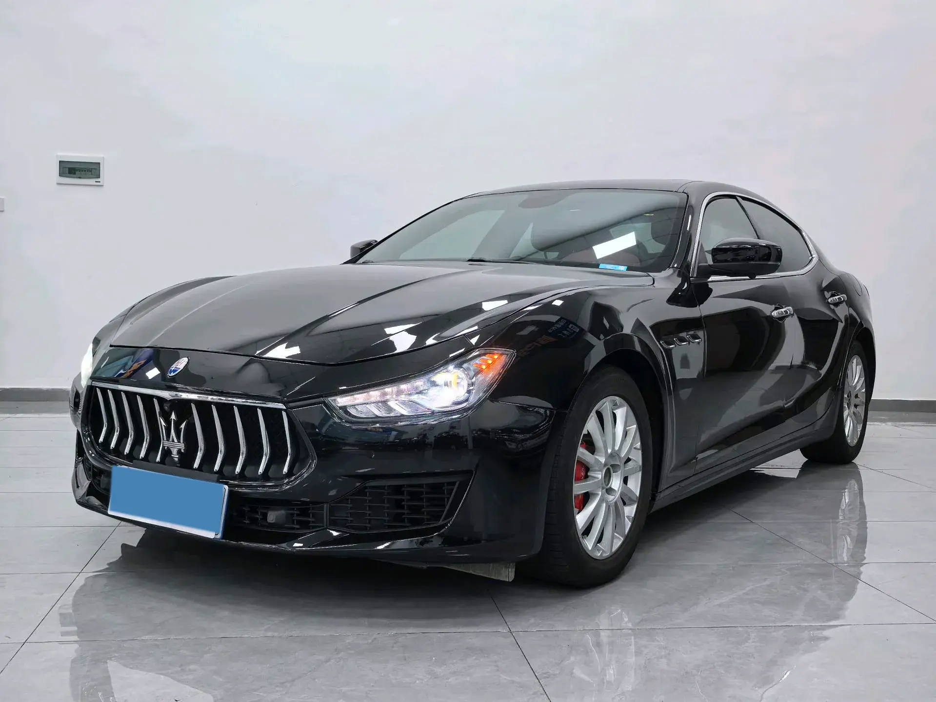 2018 MASERATI GHIBLI view 1