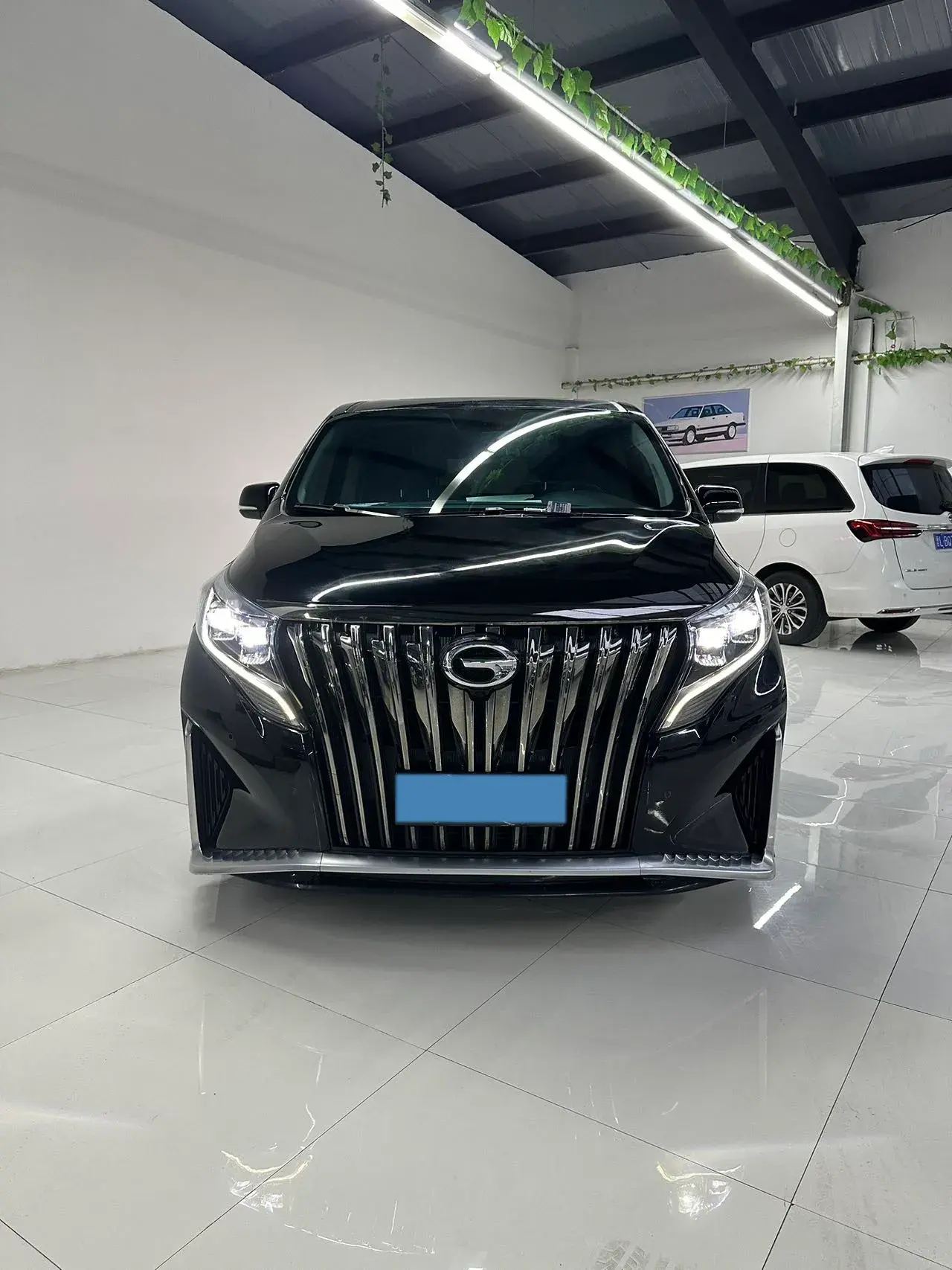 2021 GAC TRUMPCHI thumbnail 3