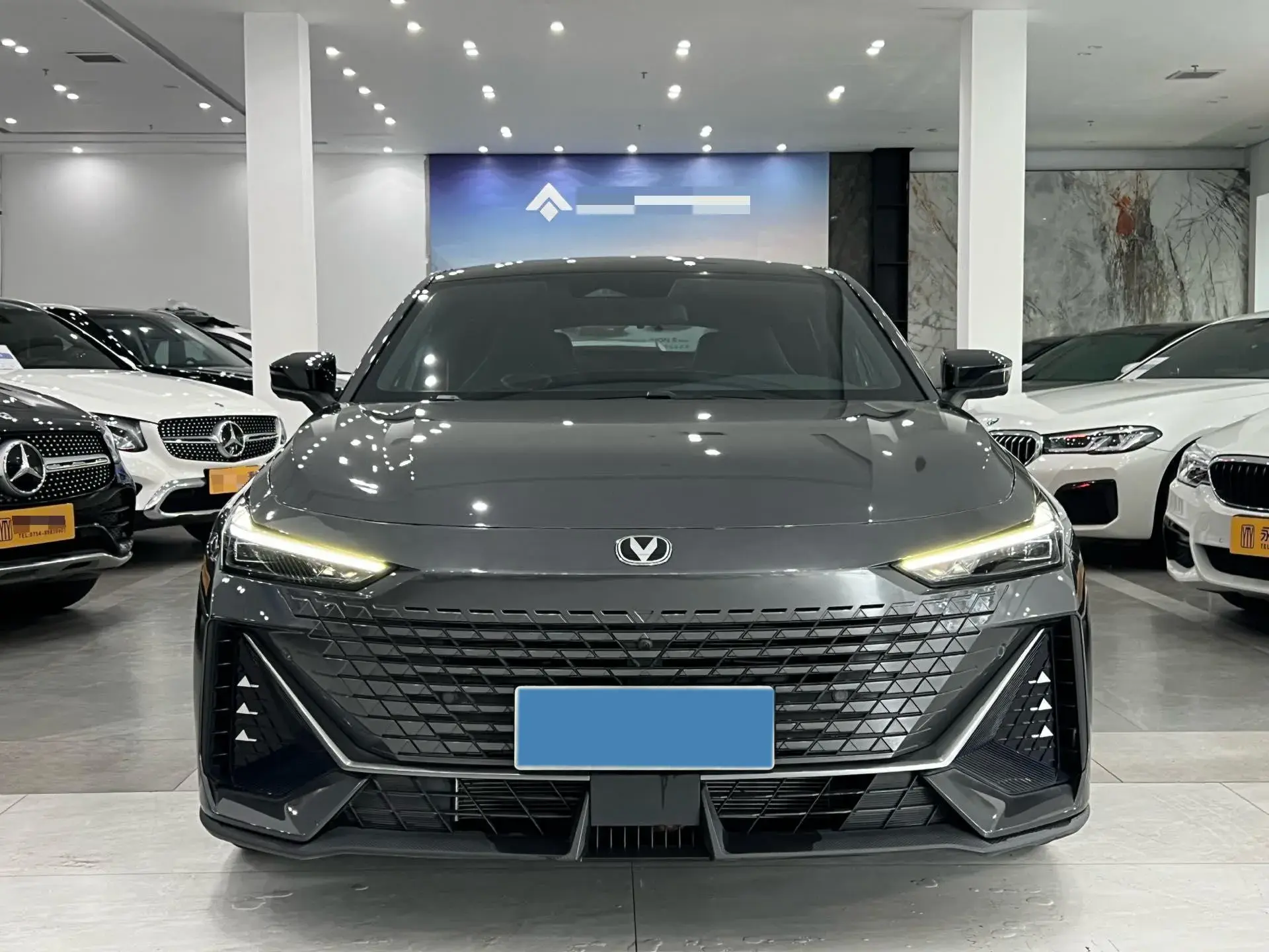 2023 CHANGAN UNI-V thumbnail 2