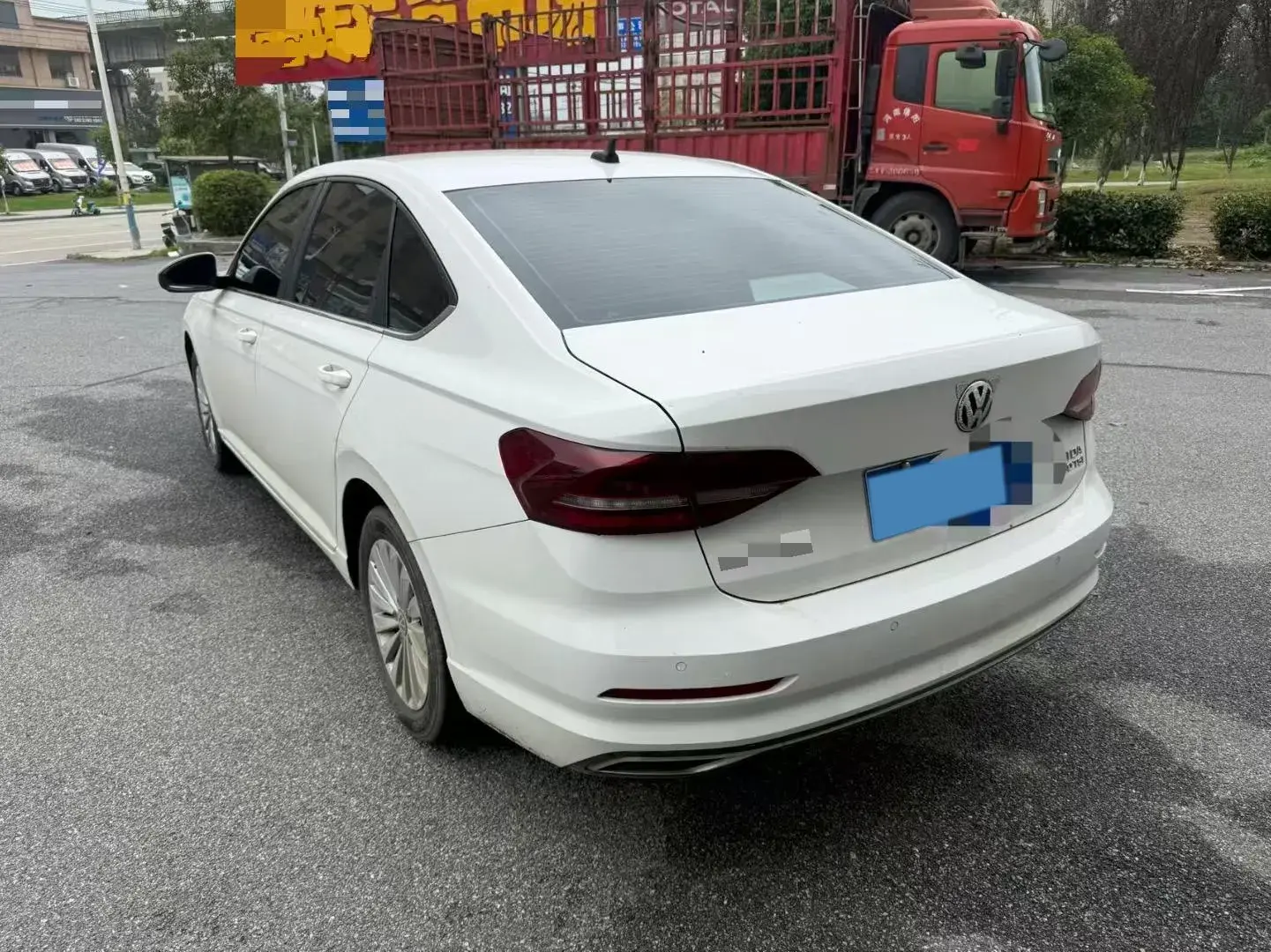 2021 VOLKSWAGEN LAVIDA thumbnail 3