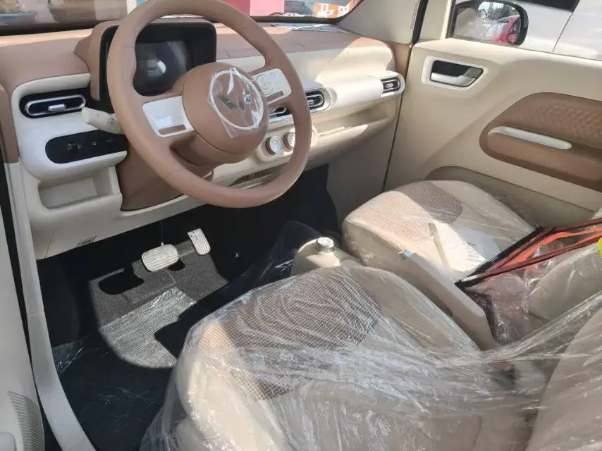 2024 WULING HONGGUANG thumbnail 3