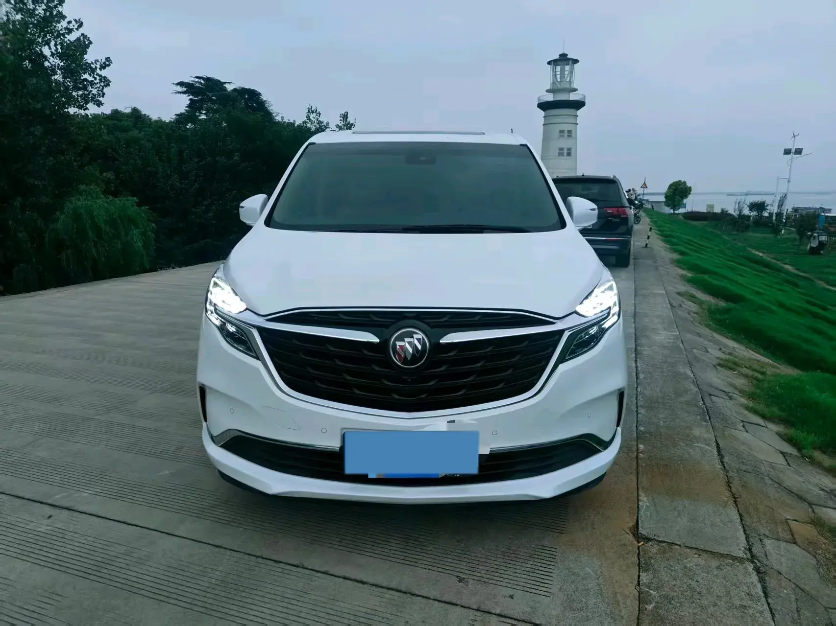 2021 BUICK GL8 thumbnail 2