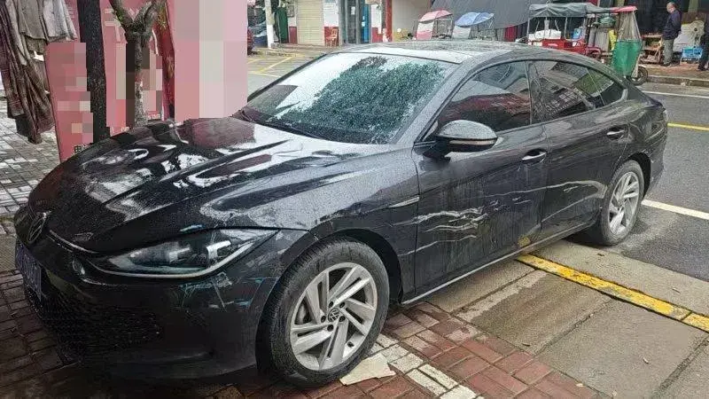 2022 VOLKSWAGEN LAMANDO view 1